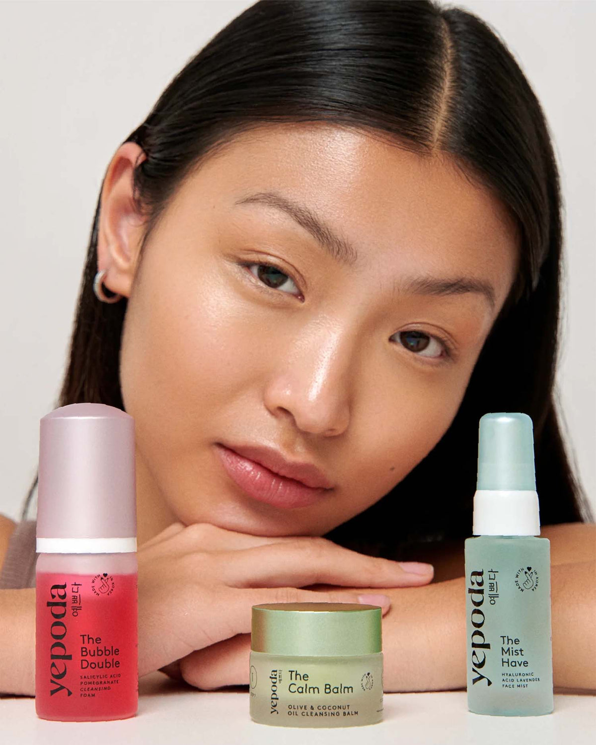 Model pictured with 3 components of the set